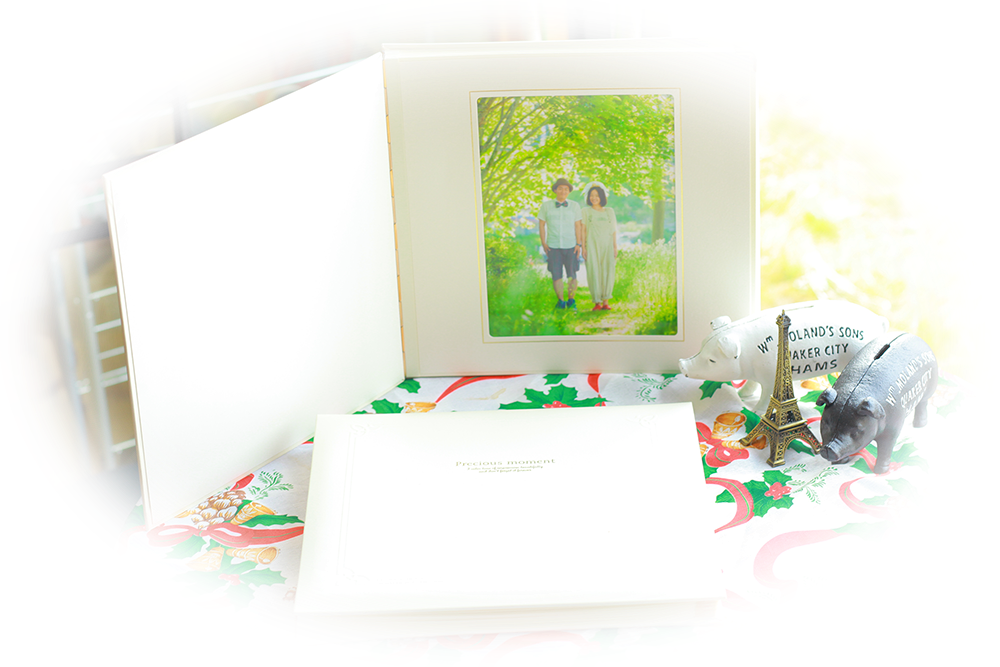 ミルフィールアルバム：自分たちだけの家族写真の日をつくりませんか。エンゲージメントからマタニティ、お宮参りからバースデー。家族の歴史をこの１冊に。