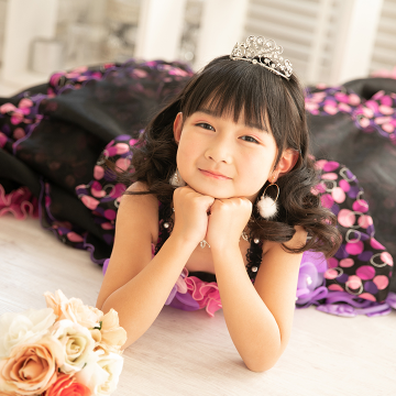 ７才女子ドレスの貸衣装レンタルは福島県田村市の写真館フジフォトスタジオへ