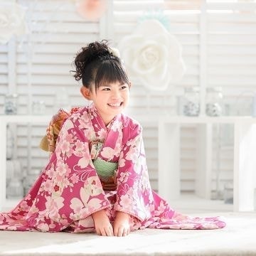 7才女子着物の貸衣装レンタルは福島県田村市の写真館フジフォトスタジオへ