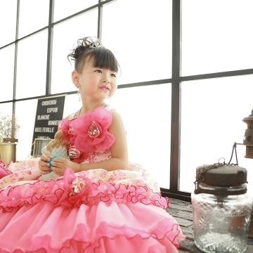 ３才女子ドレスの貸衣装レンタルは福島県田村市の写真館フジフォトスタジオへ